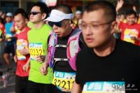 綠色出行，健康起跑！美聯(lián)橋集團CEO參加國際A級馬拉松賽事
