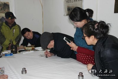 甘肅省為推華夏文明傳承創(chuàng  )新區和文化大省的建設 ，將依托敦煌莫高窟美術(shù)遺存等，借助豐富的美術(shù)資源