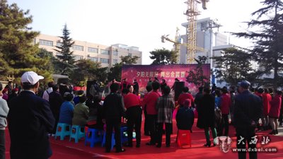 渭源路轄區老人公園競技廣場(chǎng)舞