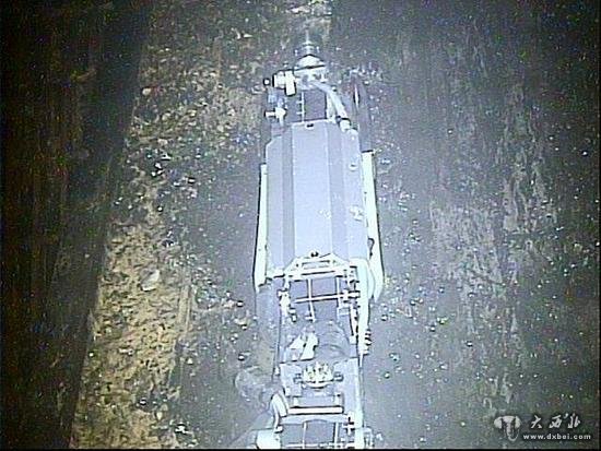 “蝎形”機器人行進(jìn)在福島核電站2號反應堆內
