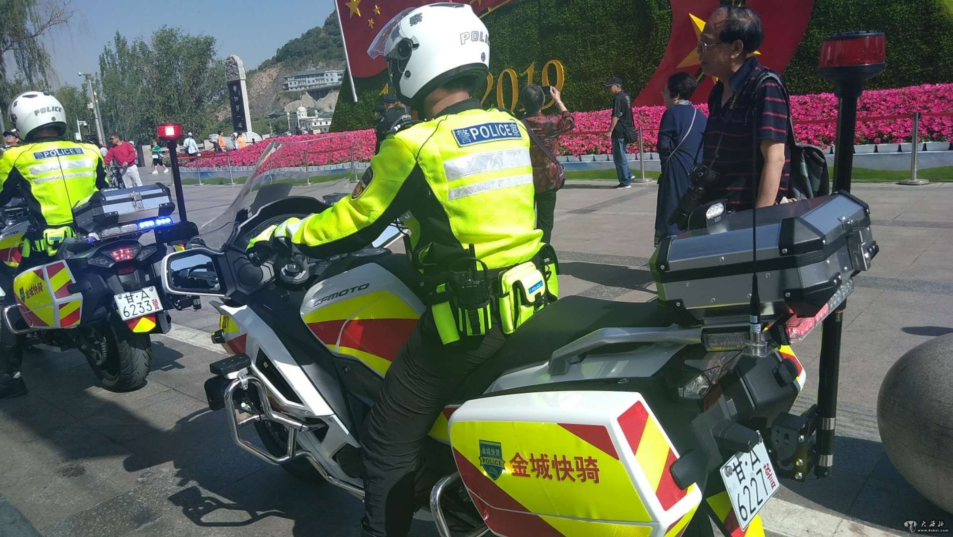 蘭州“金城快騎”警察