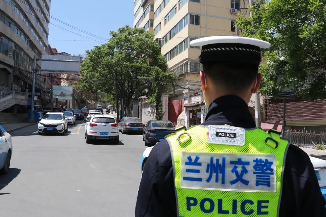 蘭州公安交警再出八大