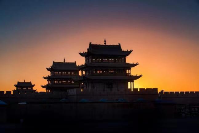 嘉峪關(guān)：旅游業(yè)呈現強
