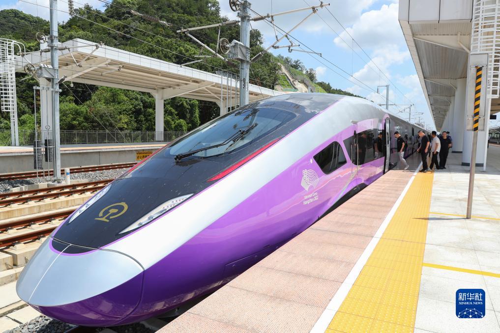 復興號亞運智能動(dòng)車(chē)組