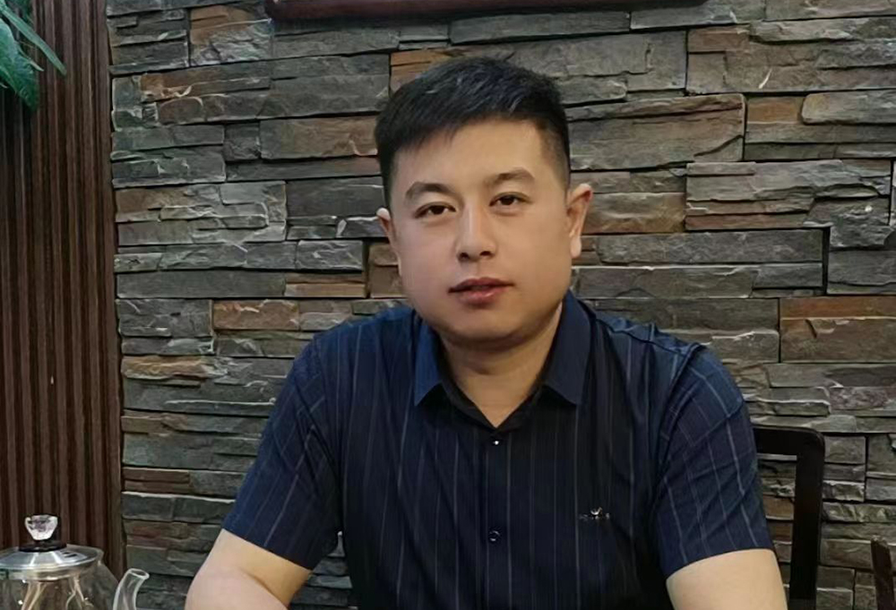 無(wú)人扶我青云志  我自